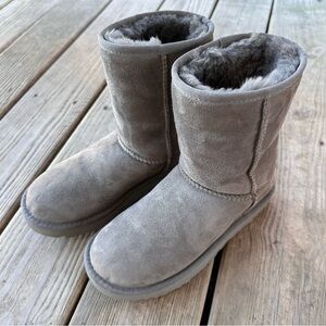 UGG Classic Short II Boot Grey 6